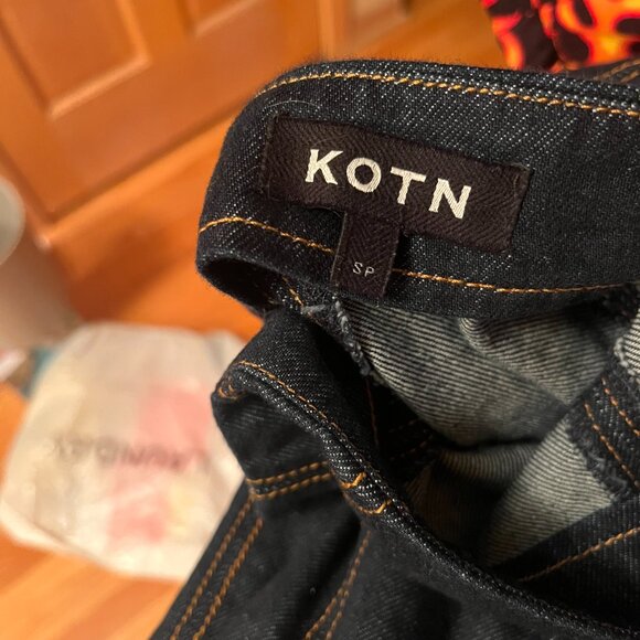 EUC Kotn Radio Skirt Size S - Picture 3 of 4